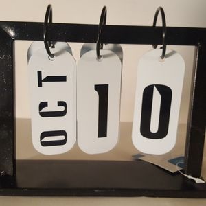 Small Desktop Calendar 2021 For Home